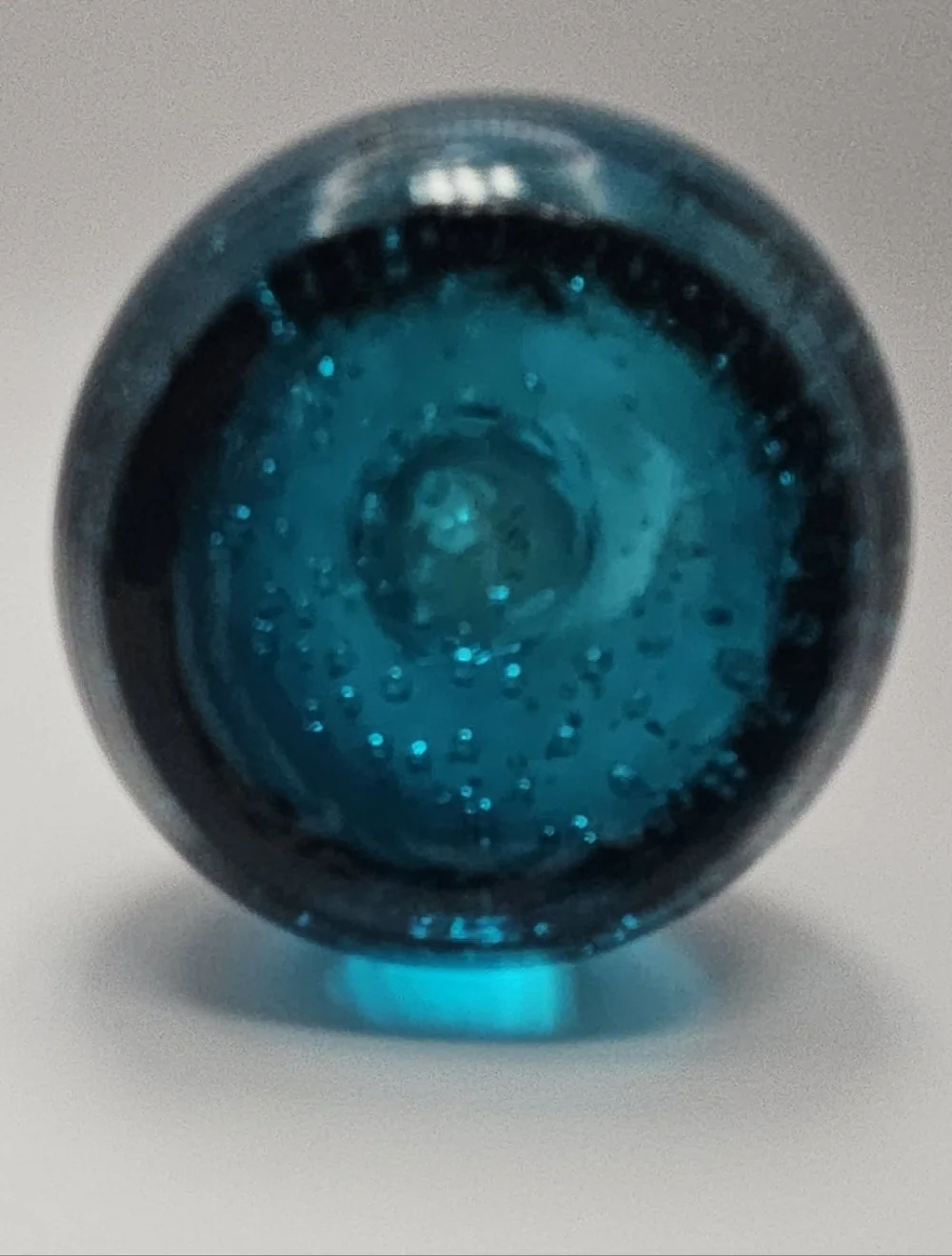 Vintage Bullicante (controlled bubble) Art Glass Bud Vase